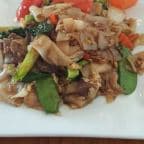 Best Drunken Noodles in Dracut, MA